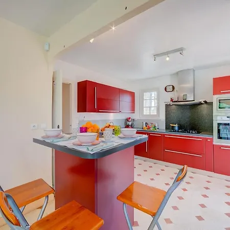 Maison Marine With Private Garden - Happy Rentals Будинок відпочинку