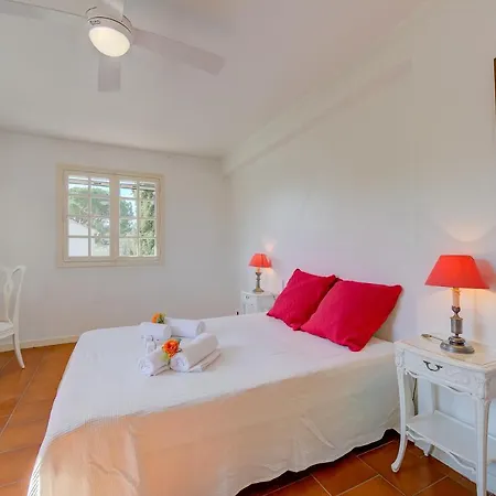 Будинок відпочинку Maison Marine With Private Garden - Happy Rentals Антіб