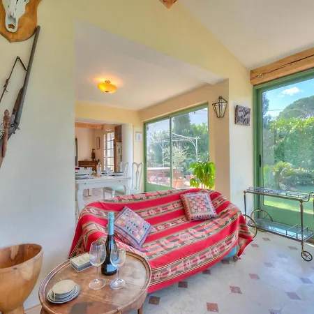 Будинок відпочинку Maison Marine With Private Garden - Happy Rentals Антіб