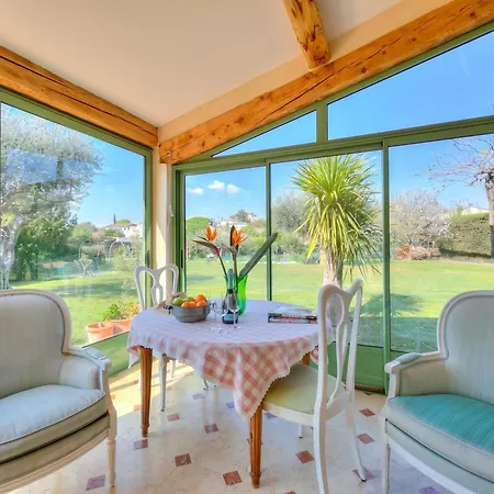 Maison Marine With Private Garden - Happy Rentals Антіб